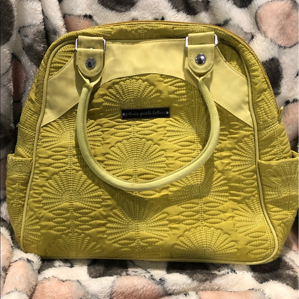 Petunia Pickle Bottom Sashay Satchel